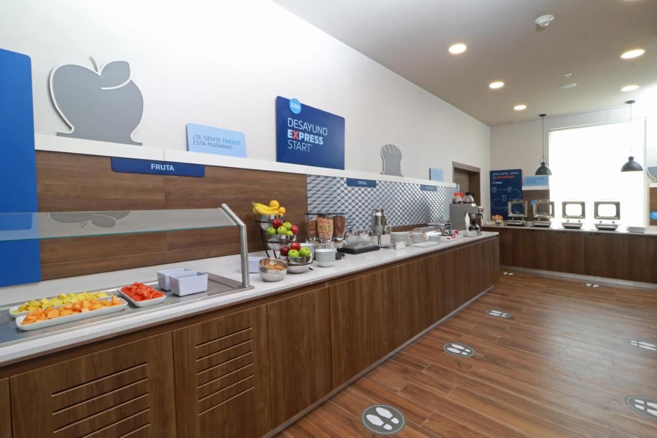 Holiday Inn Express - Monterrey - Fundidora By Ihg Екстер'єр фото