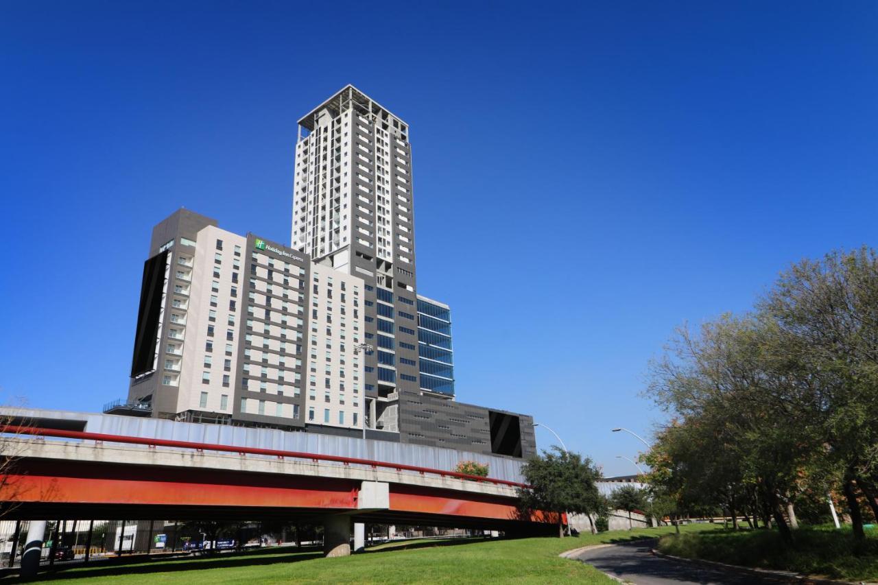 Holiday Inn Express - Monterrey - Fundidora By Ihg Екстер'єр фото