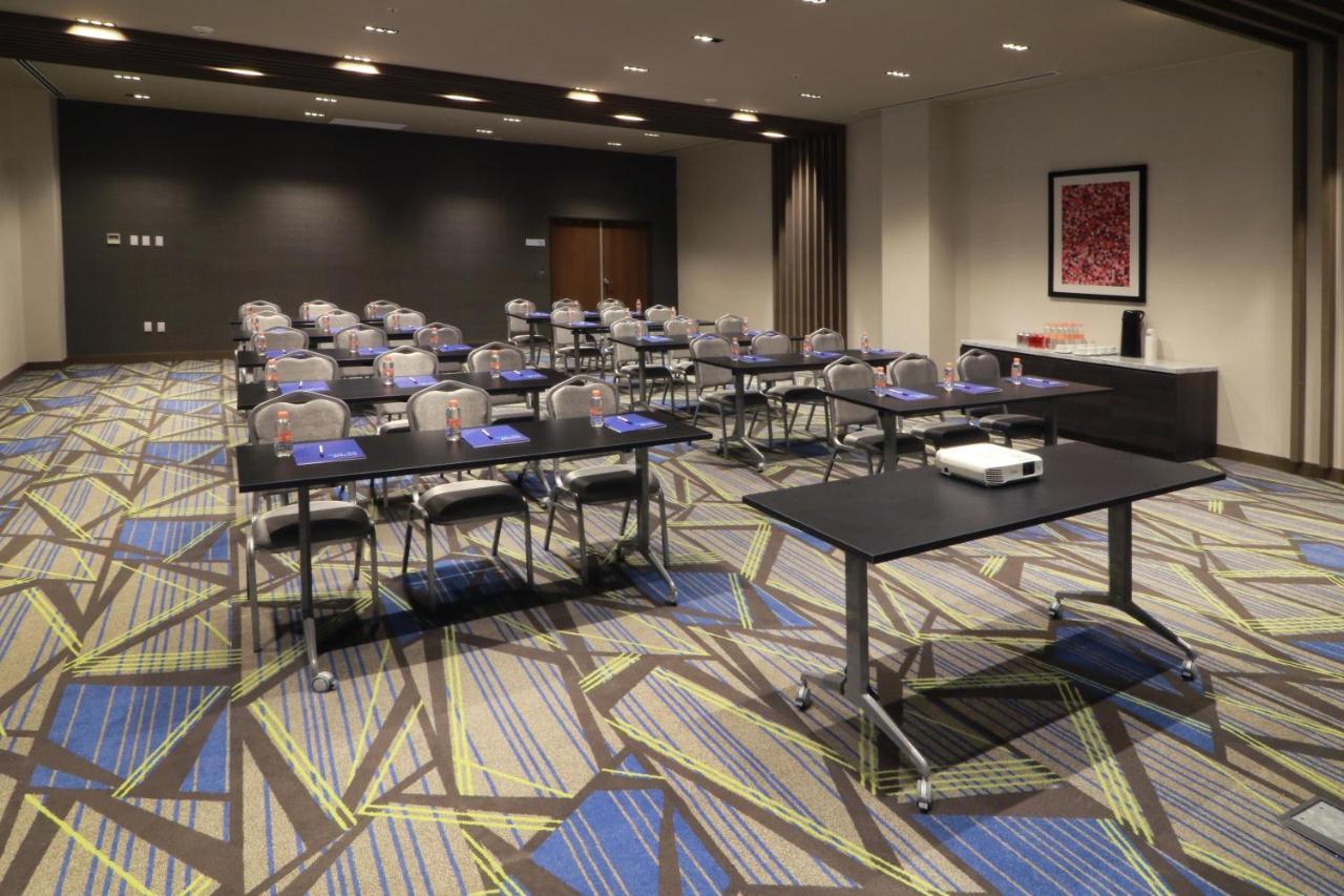 Holiday Inn Express - Monterrey - Fundidora By Ihg Екстер'єр фото