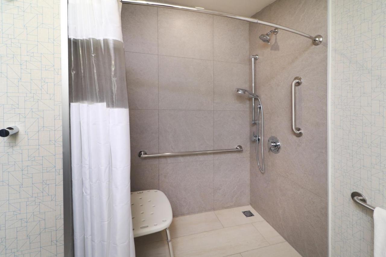 Holiday Inn Express - Monterrey - Fundidora By Ihg Екстер'єр фото