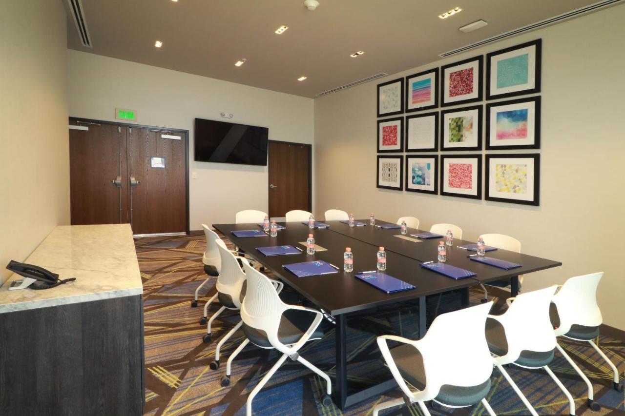 Holiday Inn Express - Monterrey - Fundidora By Ihg Екстер'єр фото