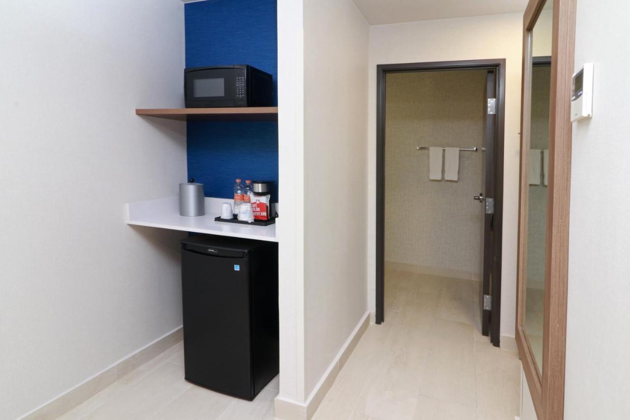 Holiday Inn Express - Monterrey - Fundidora By Ihg Екстер'єр фото