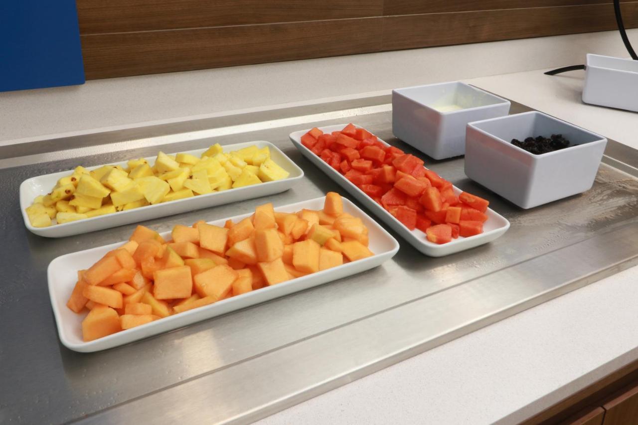 Holiday Inn Express - Monterrey - Fundidora By Ihg Екстер'єр фото